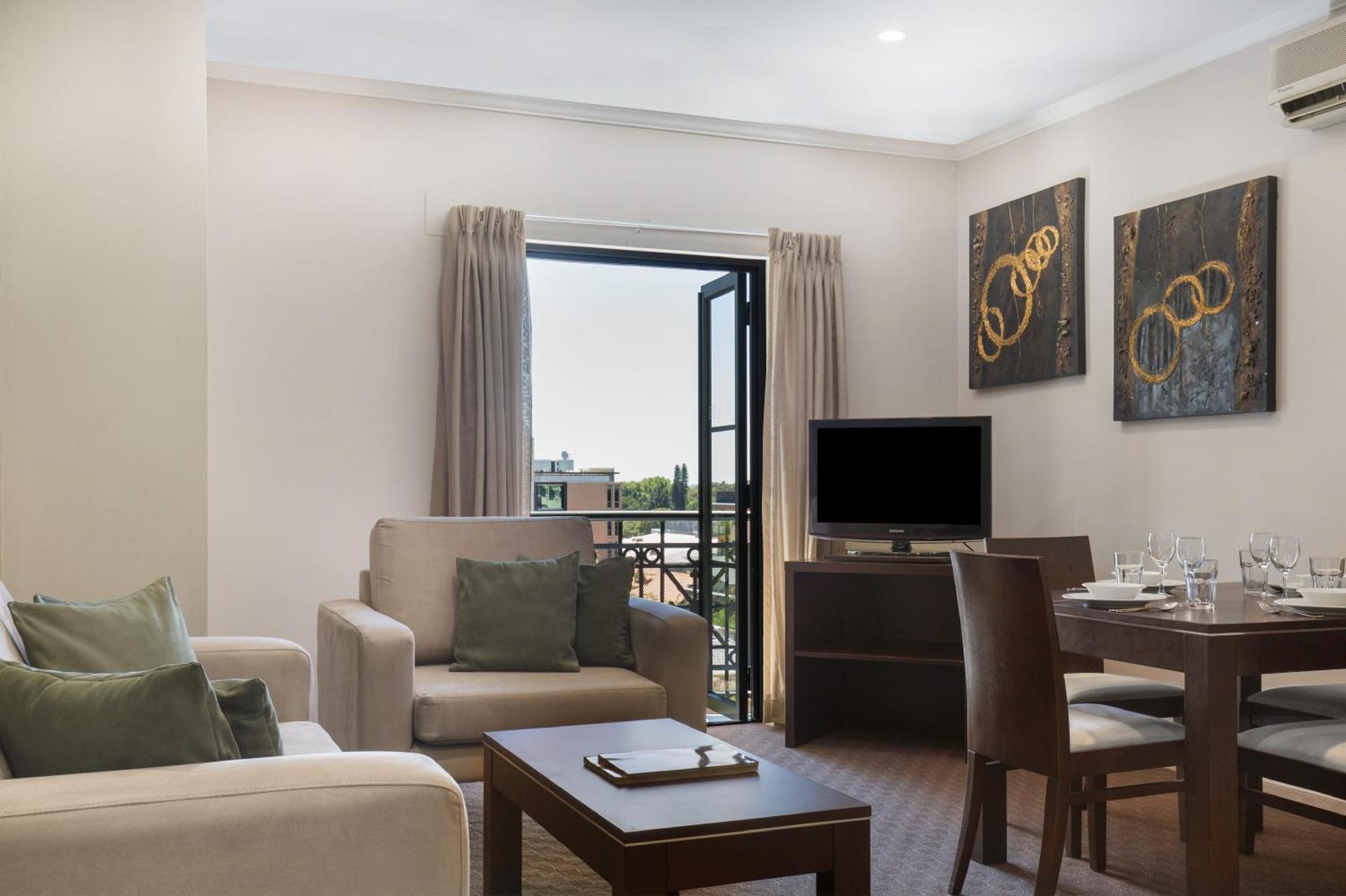 Frome Apartments Аделейд Екстериор снимка