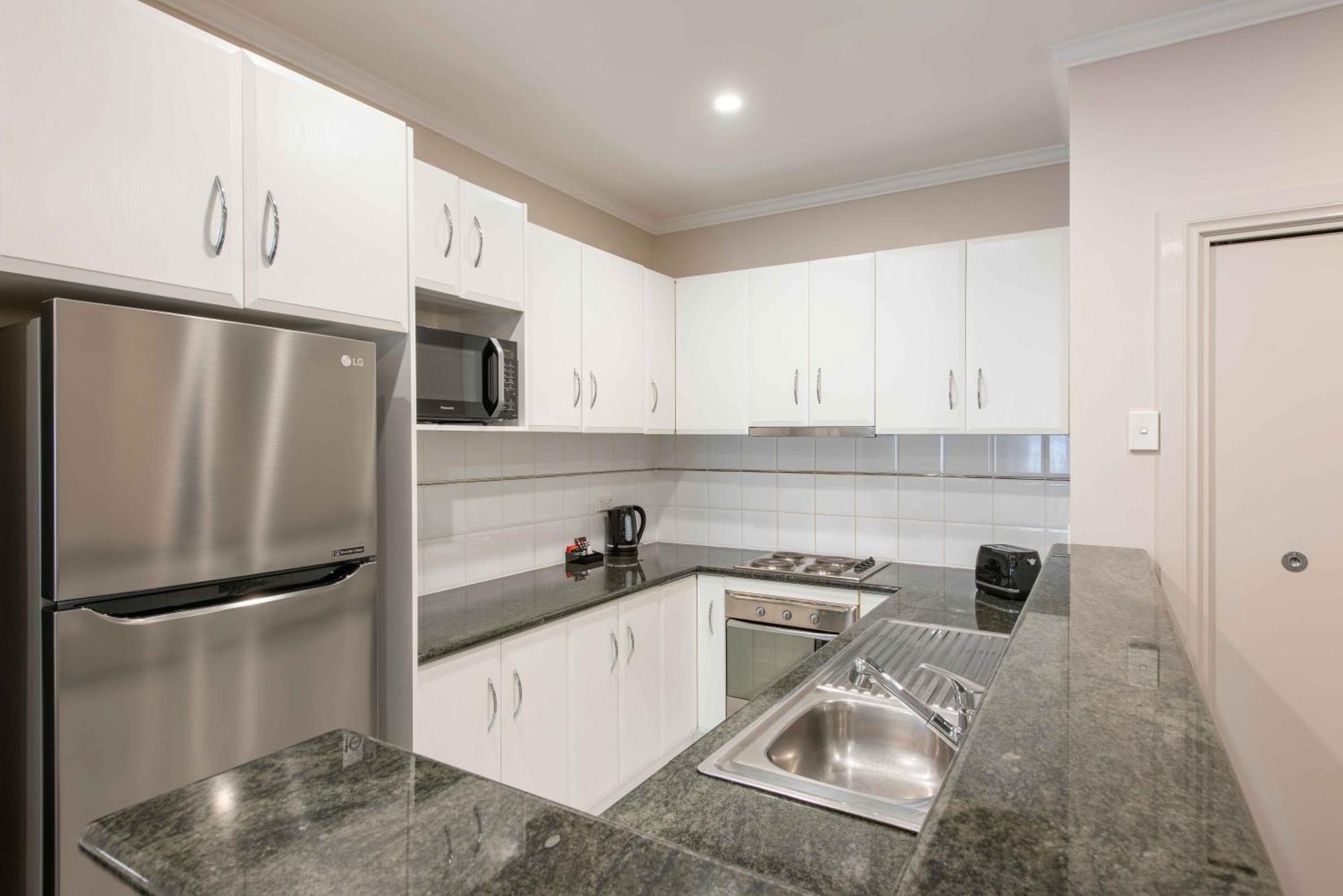 Frome Apartments Аделейд Екстериор снимка