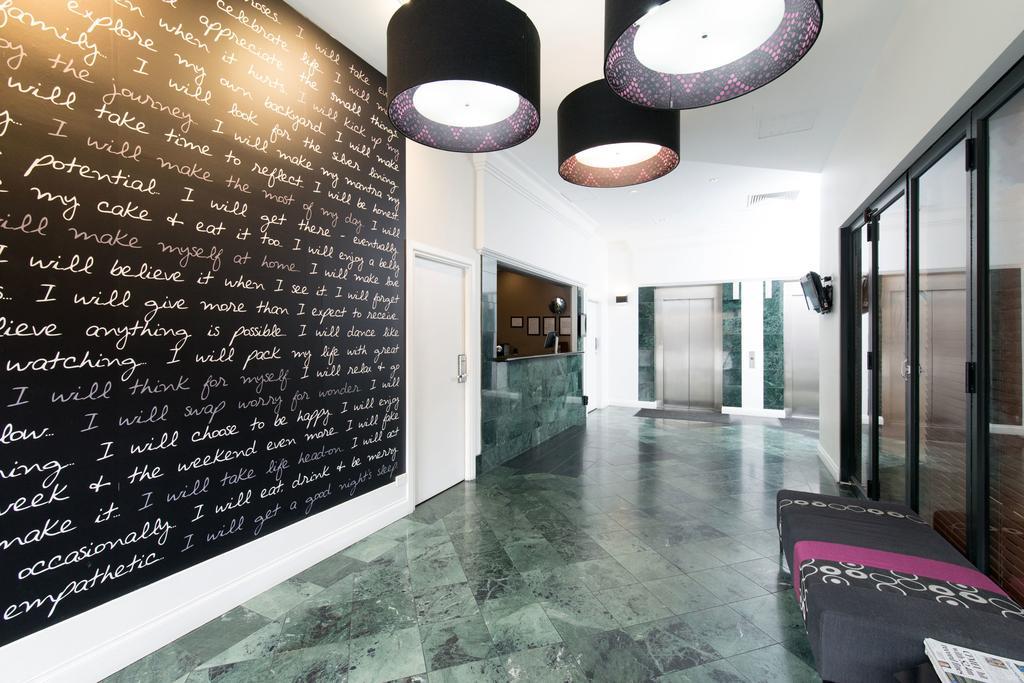 Frome Apartments Аделейд Екстериор снимка