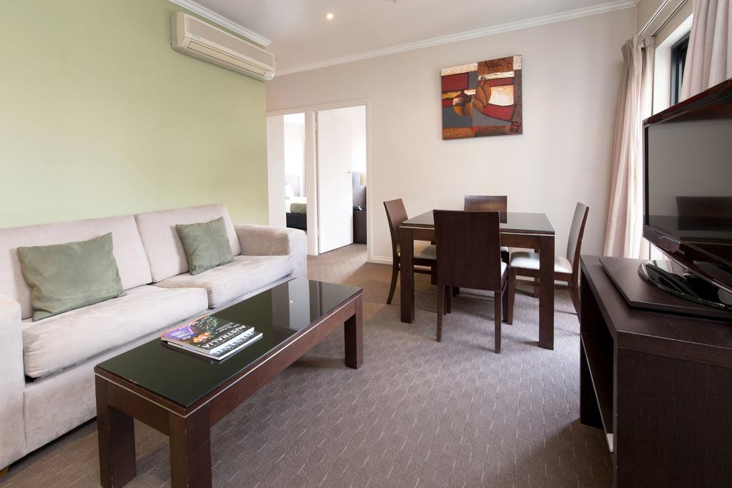 Frome Apartments Аделейд Екстериор снимка