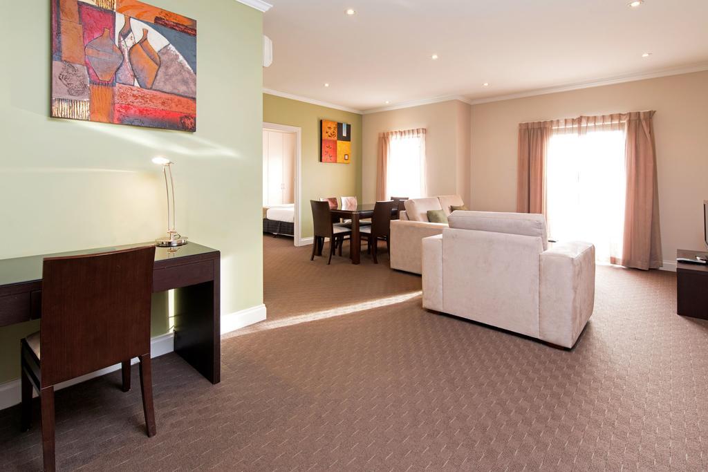 Frome Apartments Аделейд Екстериор снимка